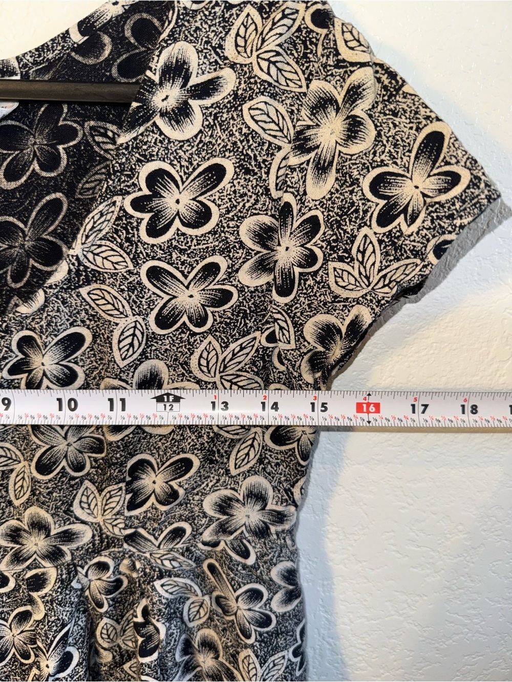 JR’s Dresses Vintage Black Cream Floral Print 90s Scoop Neck Mini Dress Size M - Picture 3 of 7